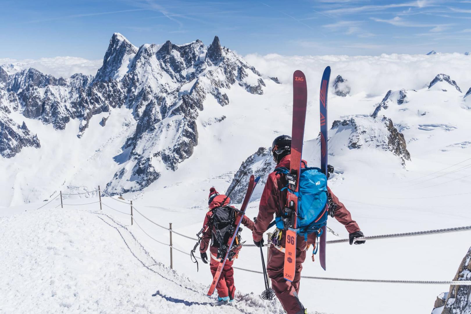 Skis_All_Mountain_ZAG_Chamonix_Aiguille_du_Midi.jpg